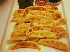 煎饺子-食为先庐畔渔歌(合作化路店)