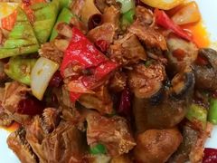 -苏莱特色牛骨滩羊手抓馆(长城东街总店)