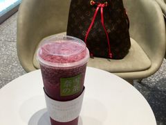 -奈雪的茶(湖滨银泰in77C区PRO店)