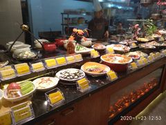 -万重锦·人文川菜馆(骡马市店)