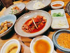 -草家酱蟹炭火烤肉店(珲春南路一店)