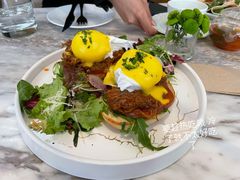 疯狂手撕牛肉班尼迪克蛋-The Rug Cafe(王府中环店)