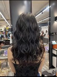 -藤野造型烫染·漂发