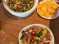 -胡氏大盘鸡新疆菜(石岗店)