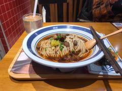 -霸蛮湖南菜·牛肉粉(荣京西街店)