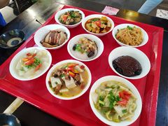 -蓝田九大碗民俗食府(蓝田店)