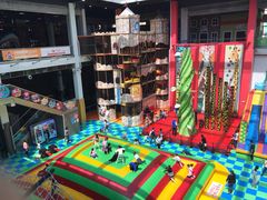 -蒙特利亲子乐园