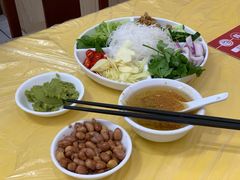 -官塘陈记鱼生·潮汕砂锅粥·牛肉火锅(潮枫路总店)