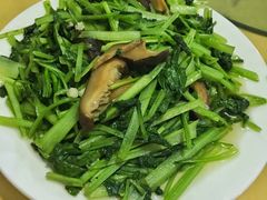 -新疆风味冷水鱼庄(友谊峰路店)