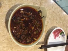 英子狗肉馆-英子补身汤(海兰路店)
