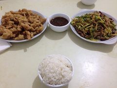 -满口香饭店