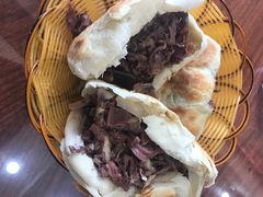 驴肉火烧-姚一刀大广安驴肉(津保路店)