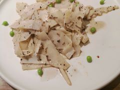 松露酱炒笋尖-小大董·烤鸭(凤凰汇店)