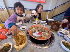 -阿婆情腊排骨火锅(金虹路店)