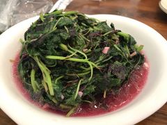 -侬佳蒸菜馆(听潮店)