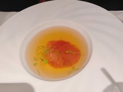 牛肉清汤佐时令时蔬-弦月窗LUNETTE BY AMANDA(复兴路店)