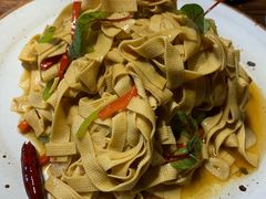 尖椒炒豆皮-南山酒肆(南山董事绘店)
