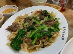 牛肉炒粿条-长平老姿娘夜粥(平东一街店)