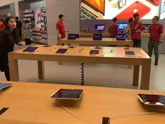 -Apple零售店(华贸购物中心店)