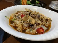 -东来菜馆•手抓海鲜家常菜•海鲜锅贴(鸽子窝店)