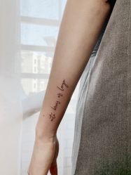 -明星刺青·洗纹身