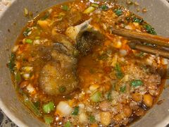 -肖肖酸萝卜鱼火锅(总店)