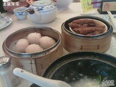 虾饺和凤爪-凤城酒家(铜锣湾店)