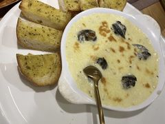 法式奶酪焗蜗牛-LUCCA卢卡西班牙海鲜饭(远洋广场店)