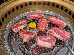 -山川小町·极番烧肉(新地假日广场店)