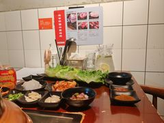 -肉甲韩国木炭烤肉(新壹街1店)