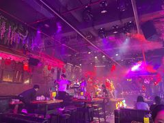 -喜鹊音乐酒馆(西街店)