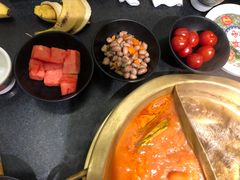 -沸炉重庆老火锅(军事博物馆店)