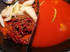 -鸿姐老火锅(疁城新天地店)