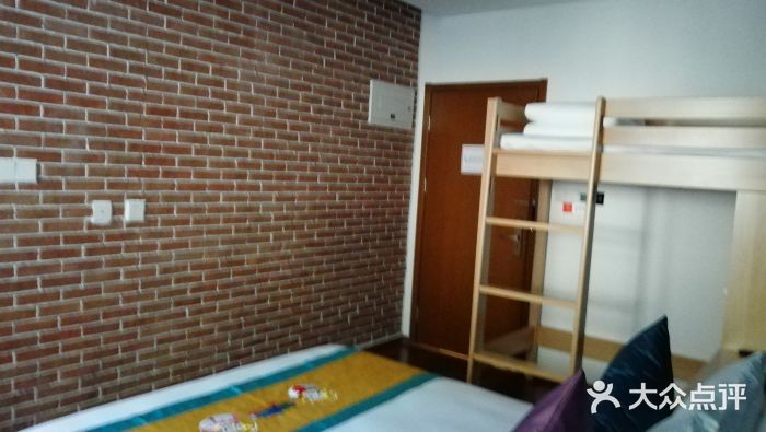 韩建翠溪谷儿童世界套房二图片