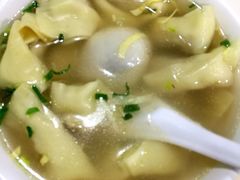 -绿杨馄饨临顿路店