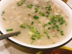 羊肉汤-丁里羊肉小镇(天鹅湖总店)