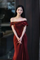 -Lady  Jane高端婚纱礼服馆