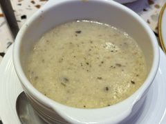 奶油蘑菇汤-海南宝(星耀樟宜店)