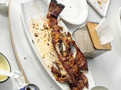 烤虹鳟鱼-望湖烤鱼