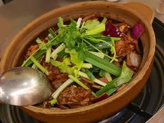 -胡须佬鸡煲四季火锅店(石厦西村直营店)