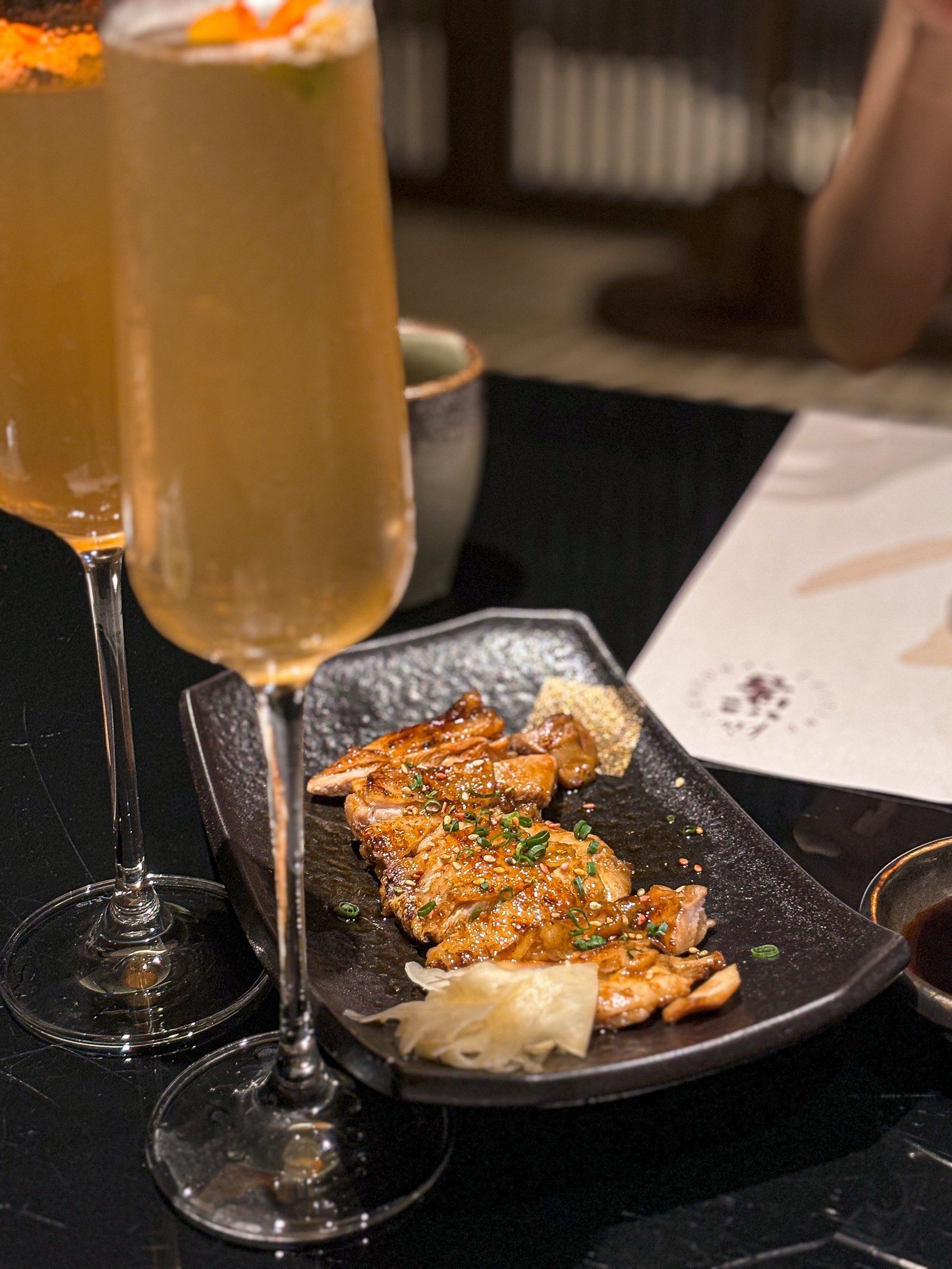 n环境不错的一家日料店02黑金轻奢系列94
主打02刺身·铁板