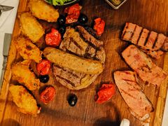 牛排拼盘-火车头法国西餐厅