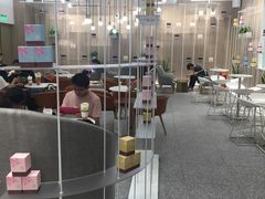 大堂-奈雪的茶(市百一店)