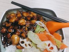 宫保鸡丁饭-香妃烤鸡(新奥店)