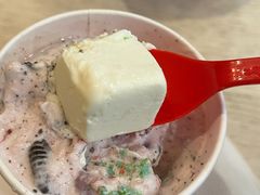 疯狂草莓派对暴风雪-DQ·蛋糕·冰淇淋(新佳丽店)