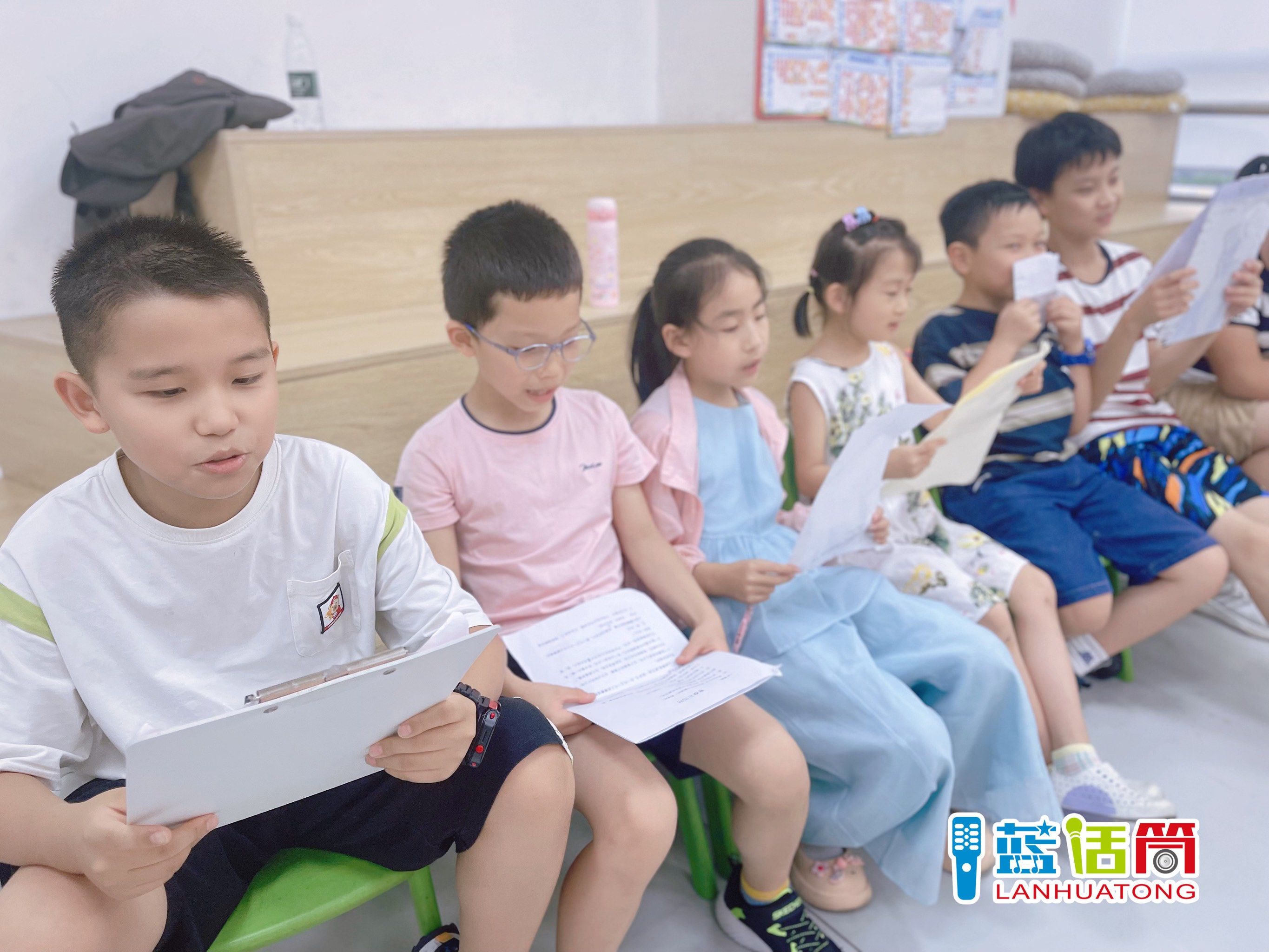 《孩子在少儿口才培训班的蜕变之旅》