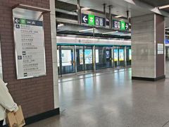 -北京大学东门(地铁站)