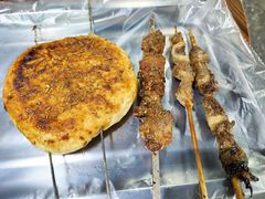 -老红桥炸灌肠牛肚锅烧烤(定福庄店)