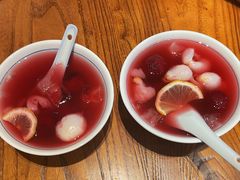 冰镇杨梅荔枝-汉小城·老铫子藕汤·乡野湖北菜(江汉路吉庆街店)