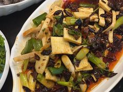 -瑞杰烧烤店·24小时营业(山东路店)